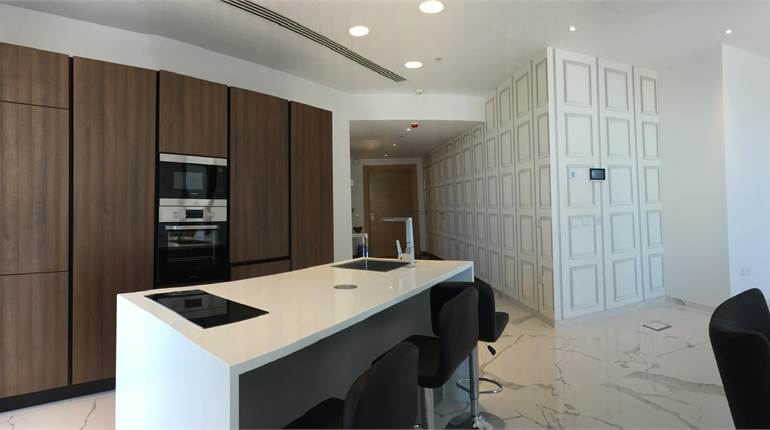 Sliema (Tigne Point) - 1 Bedroom Fully Furnished Apartment 